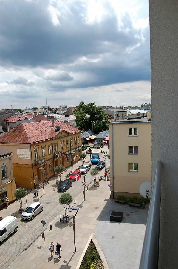 Family Sauna Apartments: Downtown Rynek Centrum Kielce Exterior photo